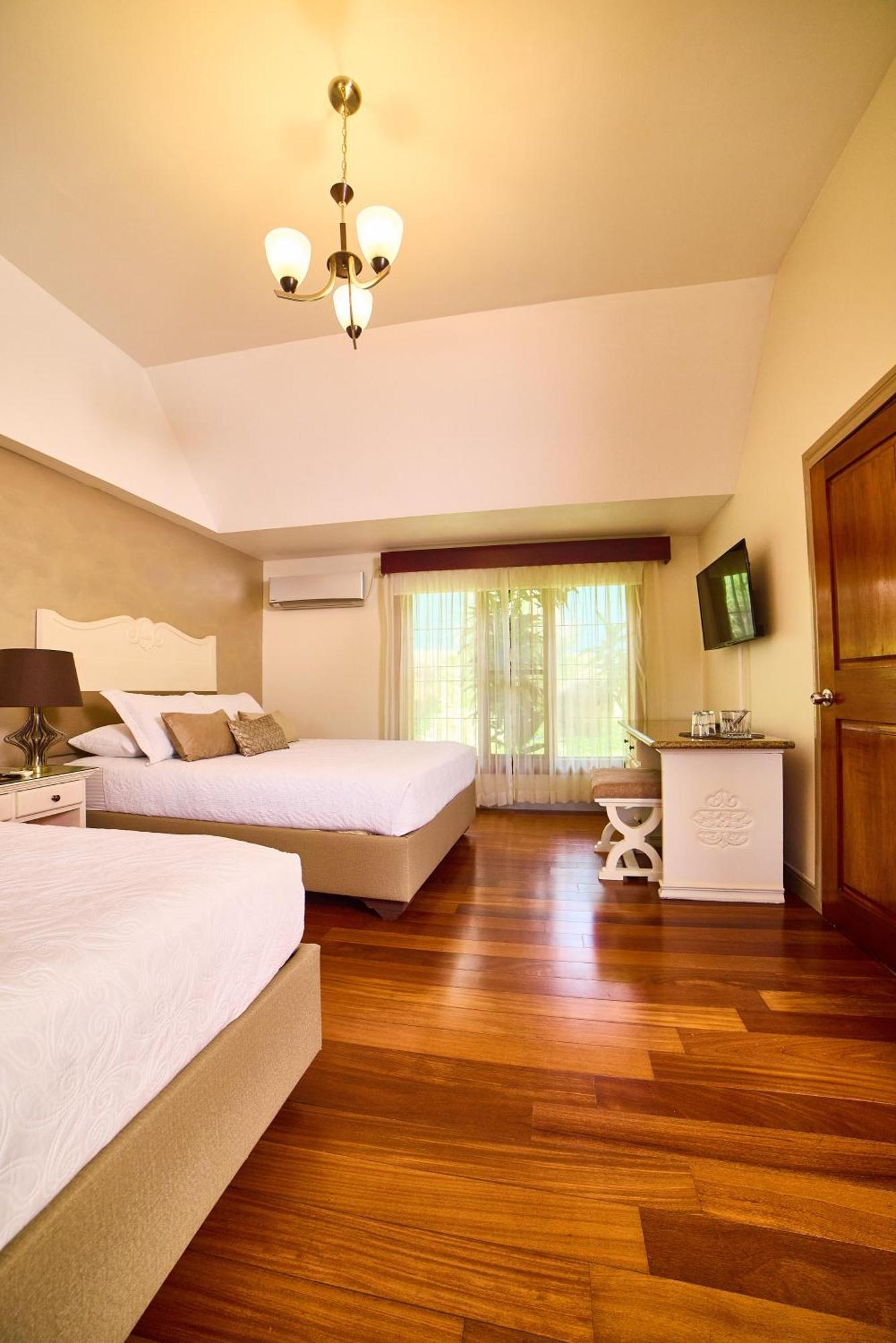 El Rodeo Estancia Boutique Hotel & Steakhouse San Jose  Bagian luar foto
